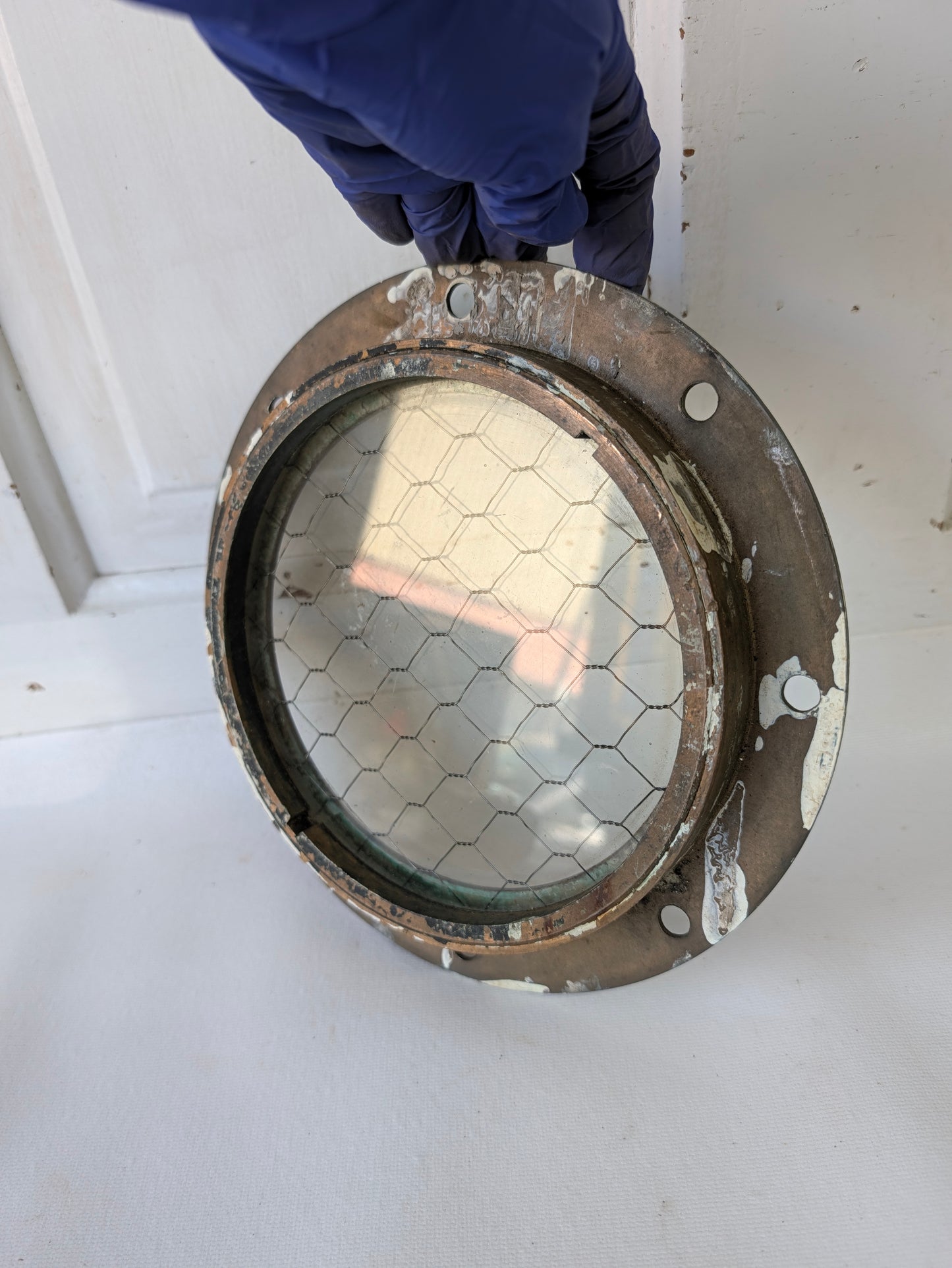 9" Vintage Bronze Porthole Frame, Chicken Wire Glass, Nautical Decor