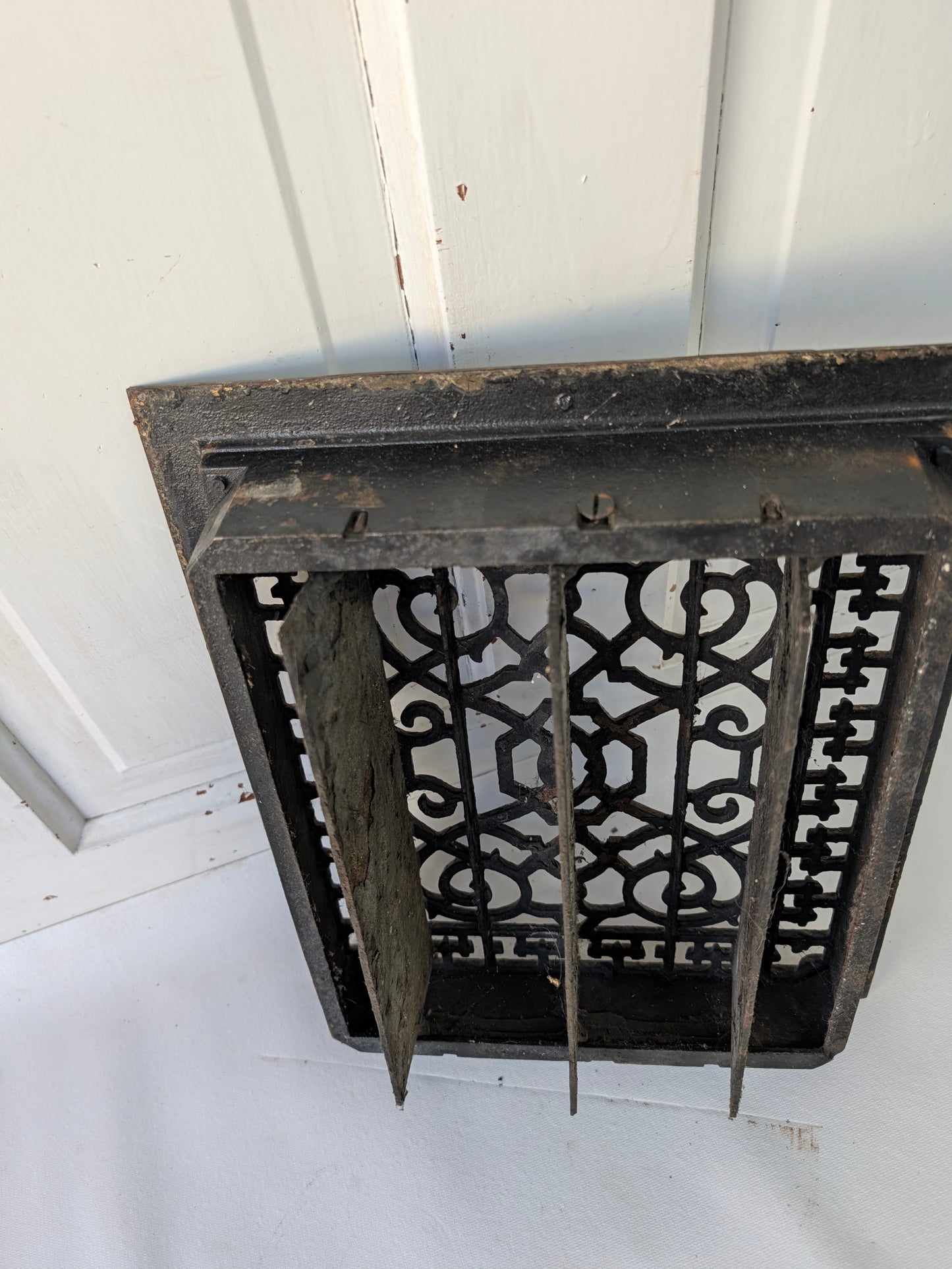 12 x 14 Scroll Design Vent Cover with Louvers, Working Vintage Cast Iron Register