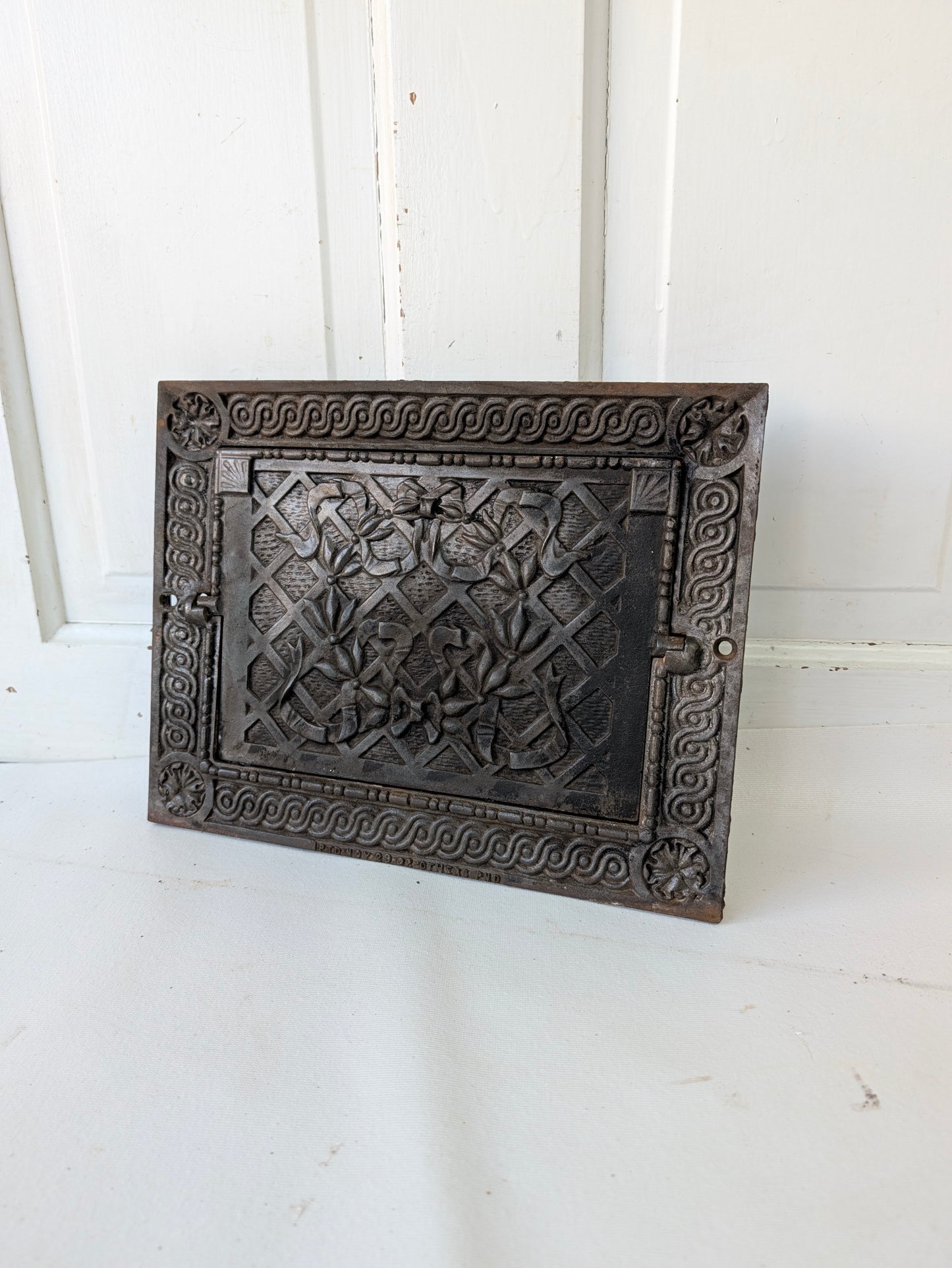 10 x 13 Fold Out Cast Iron Wall Vent, Collapsible Heat Vent