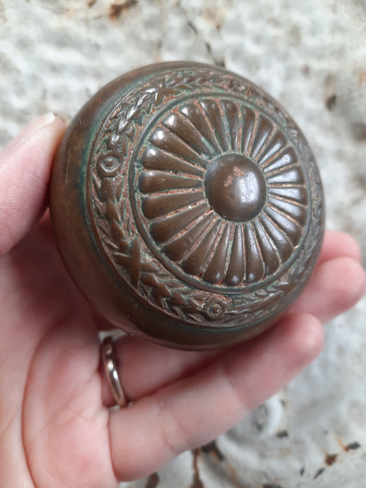Bronze Sunflower or Daisy Flower Doorknob, Antique Flower Pattern Knob