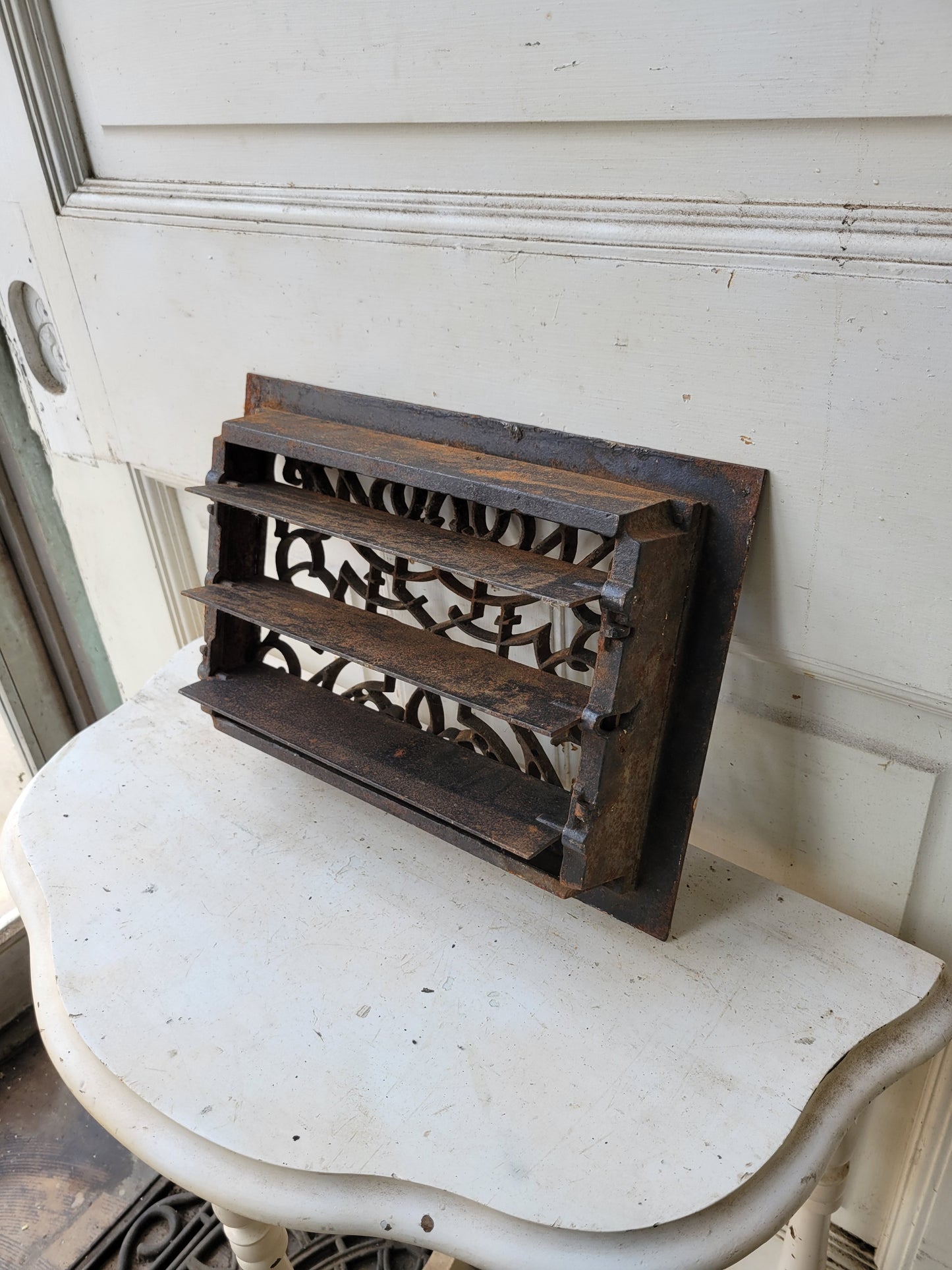 14 x 10 Antique Working Vent Cover, Decorative Iron Register Cover #012805