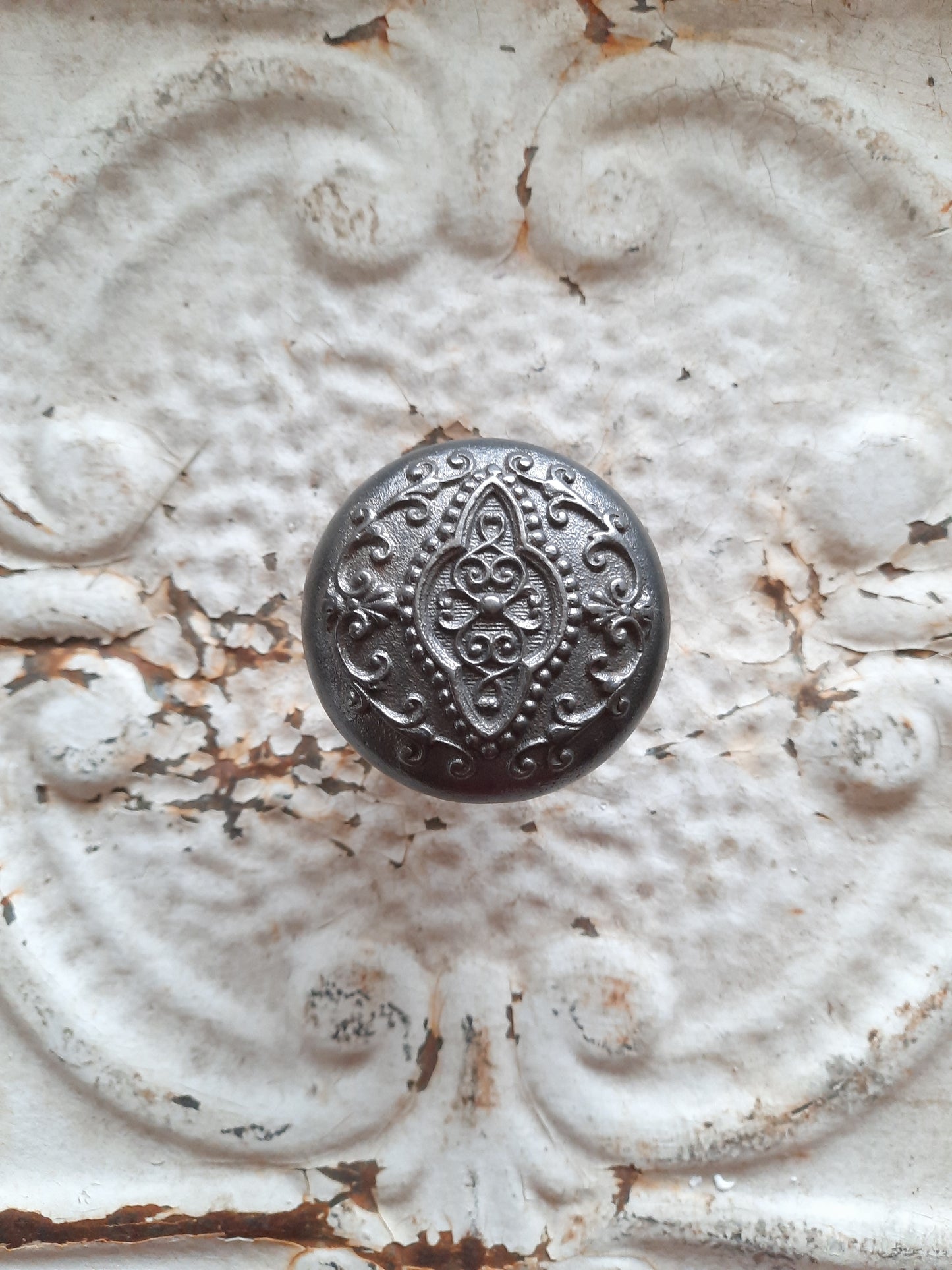 Yale and Towne Cast Iron Eastlake or Vernacular Style Knob, Design Ornate Antique Doorknob F-205