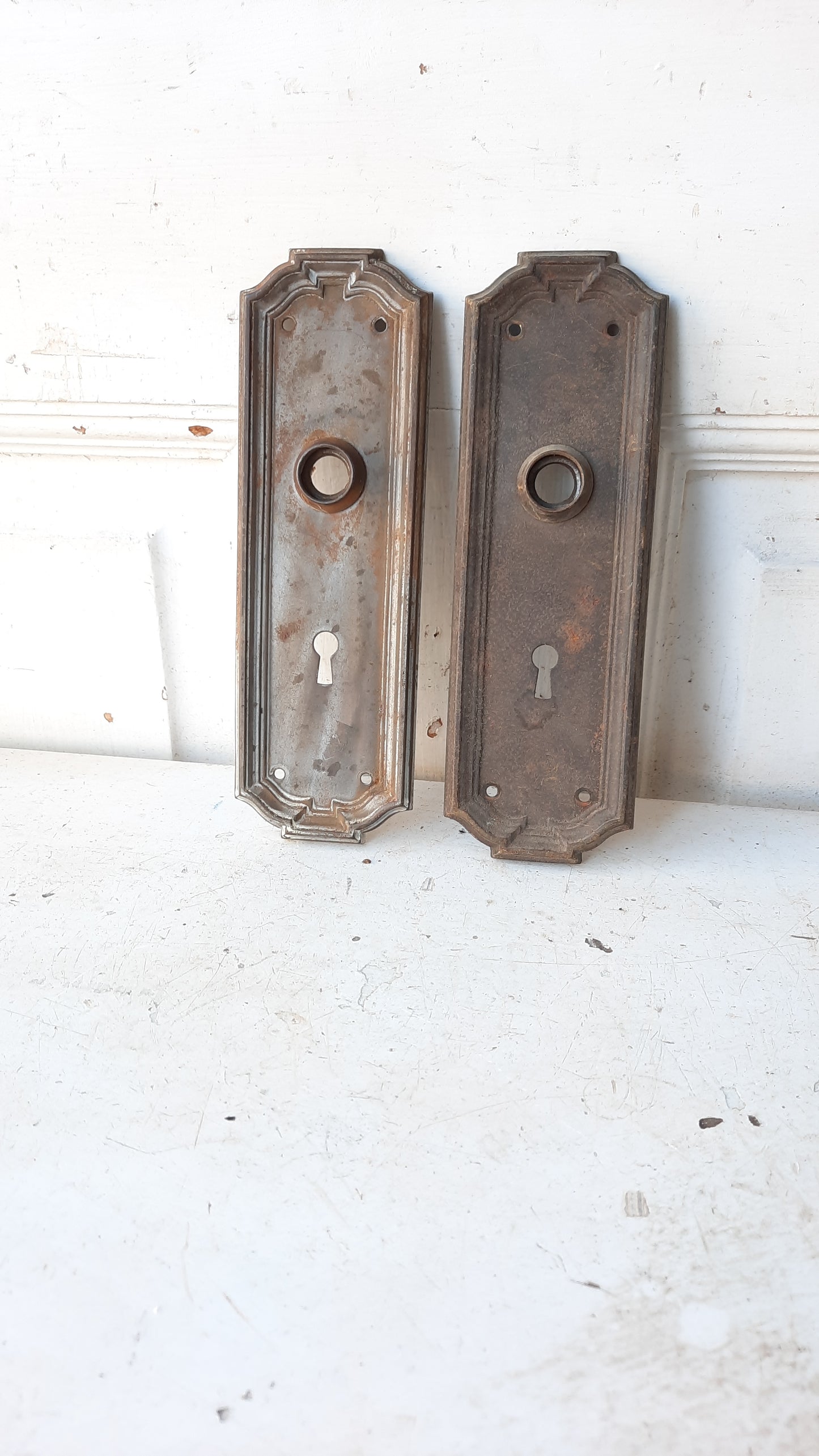 Pair of Craftsman Doorknob Backplates, Simple Stamped Door Knob Escutcheons Deco Design