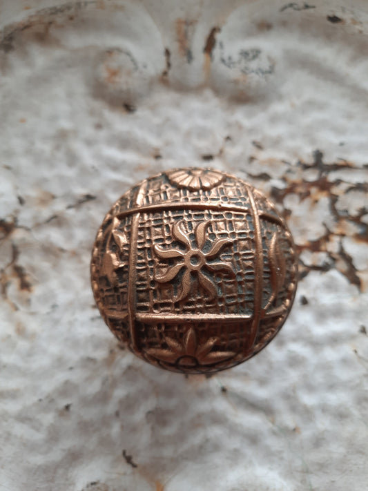 Asymmetrical Bronze Knob by Kenton ca. 1892, Antique Flower and Leaf Pattern Door Knob
