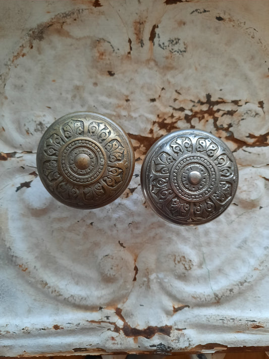 Pair of Antique Nickel Plated 1870s Doorknobs, Silver Metal Door Knobs with Fancy Design