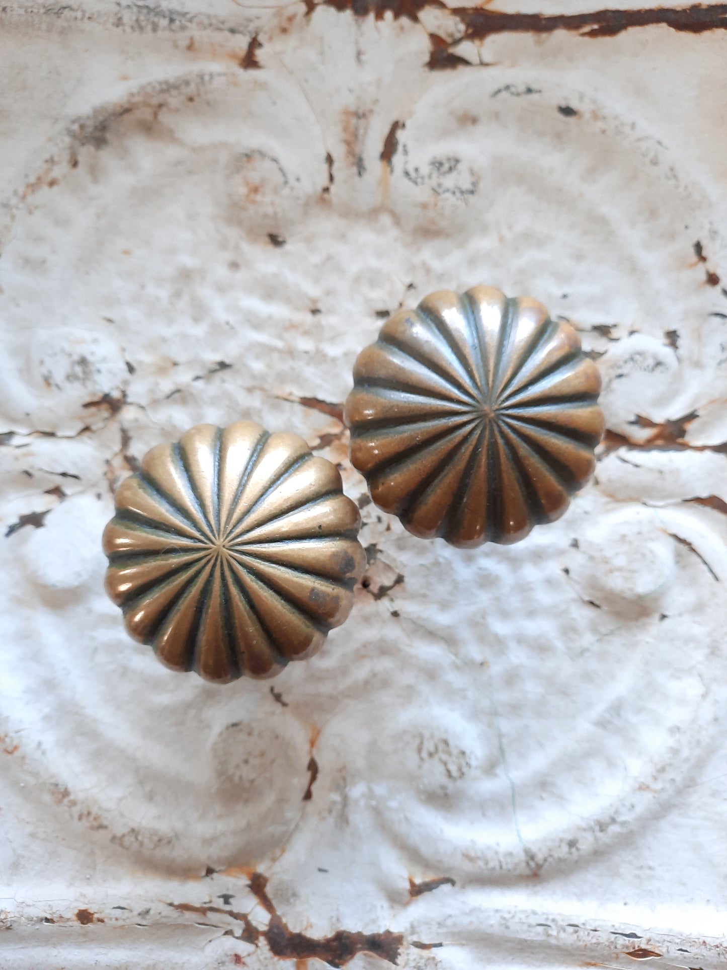 Pair of Scalloped Radial Design Bronze Doorknobs, Antique Fan Design Door Knobs